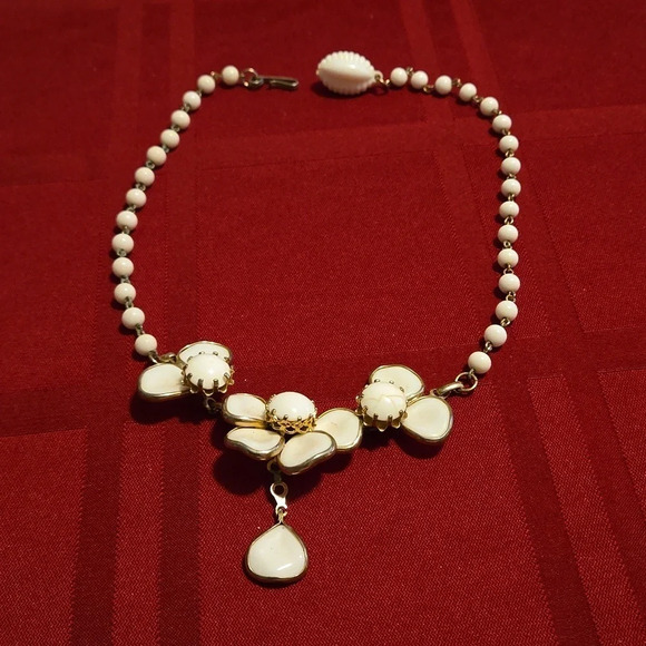 Trifari Jewelry - Vintage 1950's Coro poured milk glass half-Camellia pendant with beads
